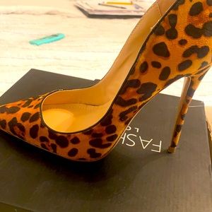 Leopard heels